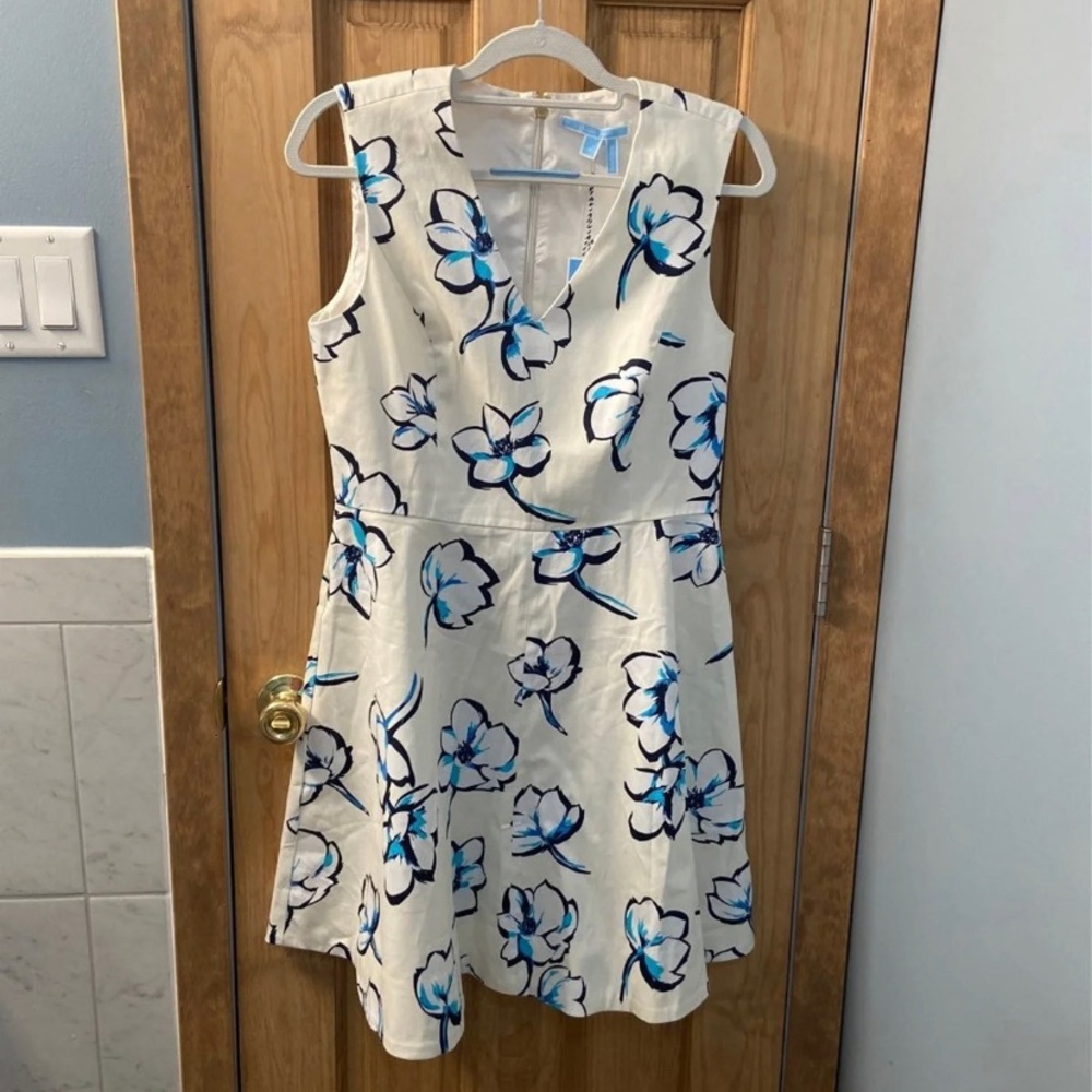 Draper James: SUMMER FLORAL LOVE CIRCLE